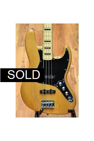 Squier Vintage Modified 70's Jazz Bass Natural Squier Vintage Modified 70's Jazz Bass Natural